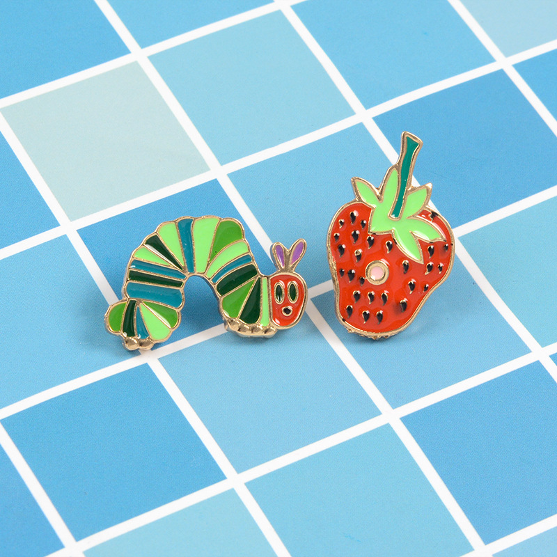 Cartoon Creative Cute Caterpillar Strawberry Alloy Brooch display picture 1