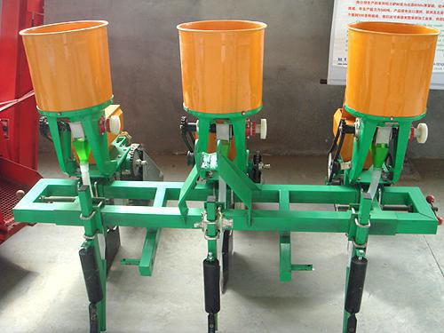 供应播种机玉米播种机 3行玉米 大豆普通播种机2BYF 3播种机