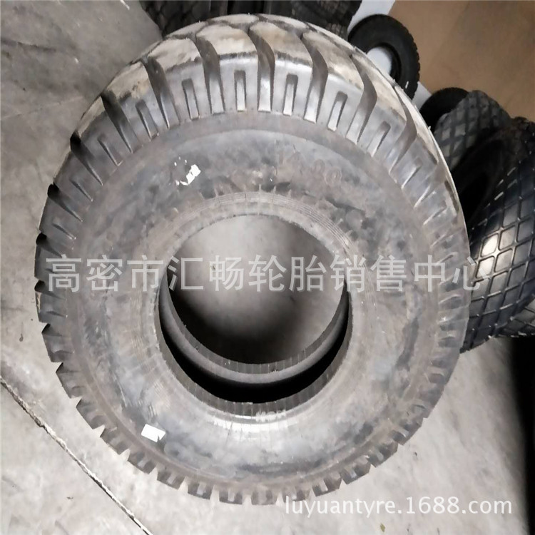 14.00-24 1400-24 宽体自卸车轮胎 工程轮胎