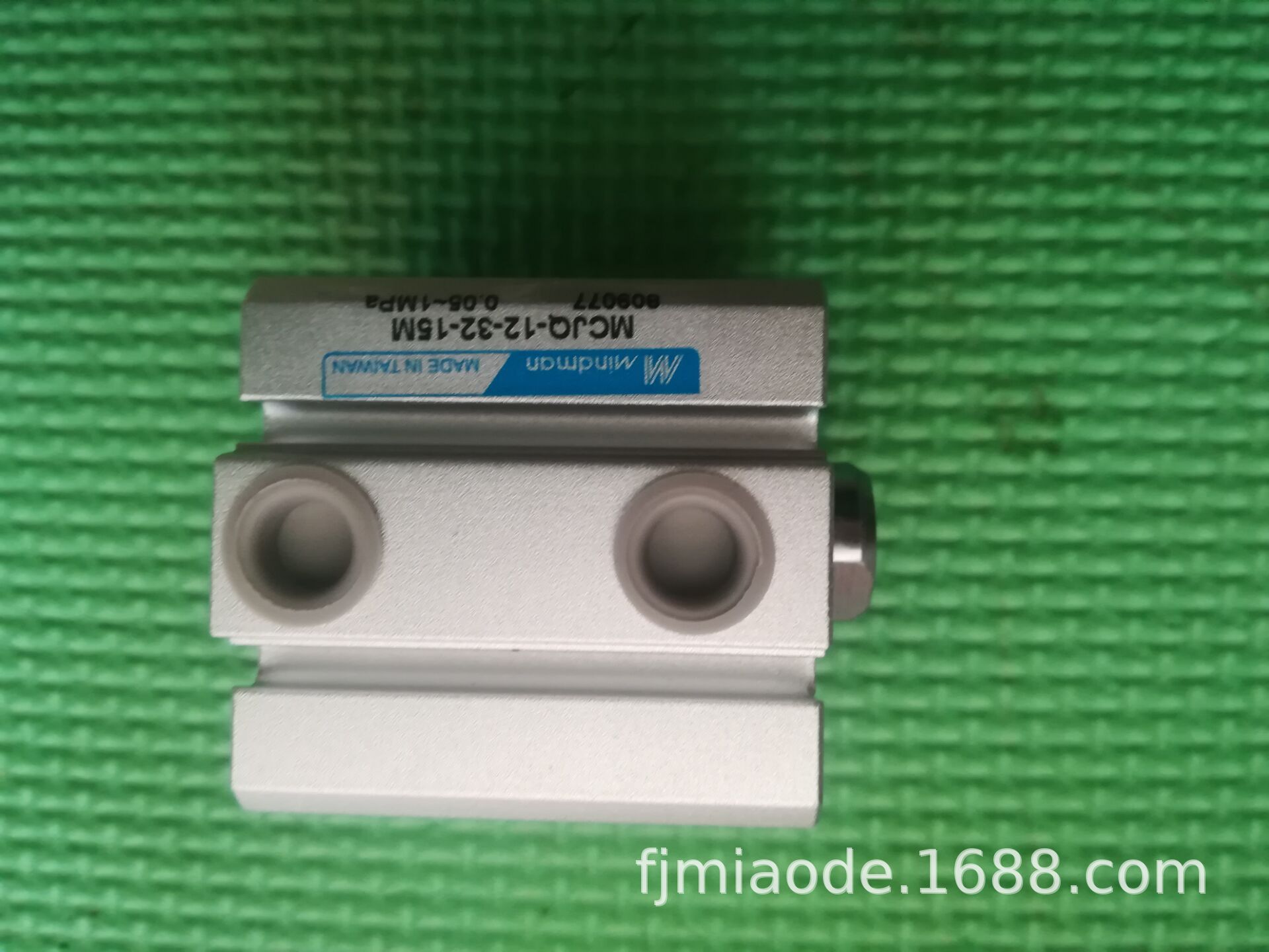 金器气缸MCJQ-12-32-15M-RCE-2   MCJQ-12-32*25M