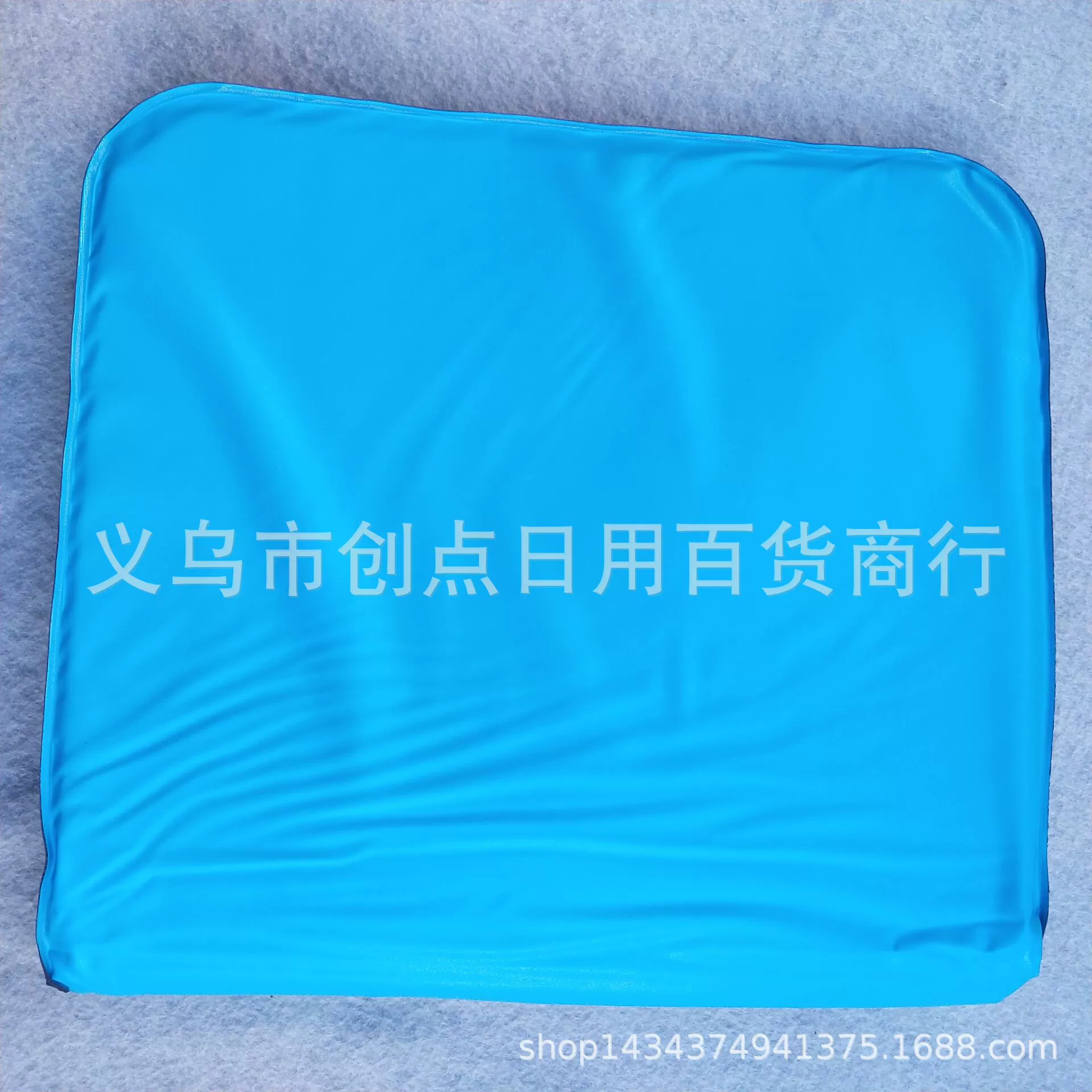Летняя охлаждающая подушка для сна