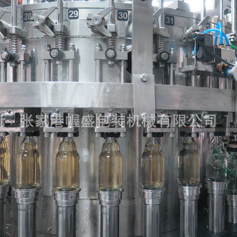 厂家直供 扎啤精酿啤酒灌装机 精酿鲜啤酒灌装机液体灌装机