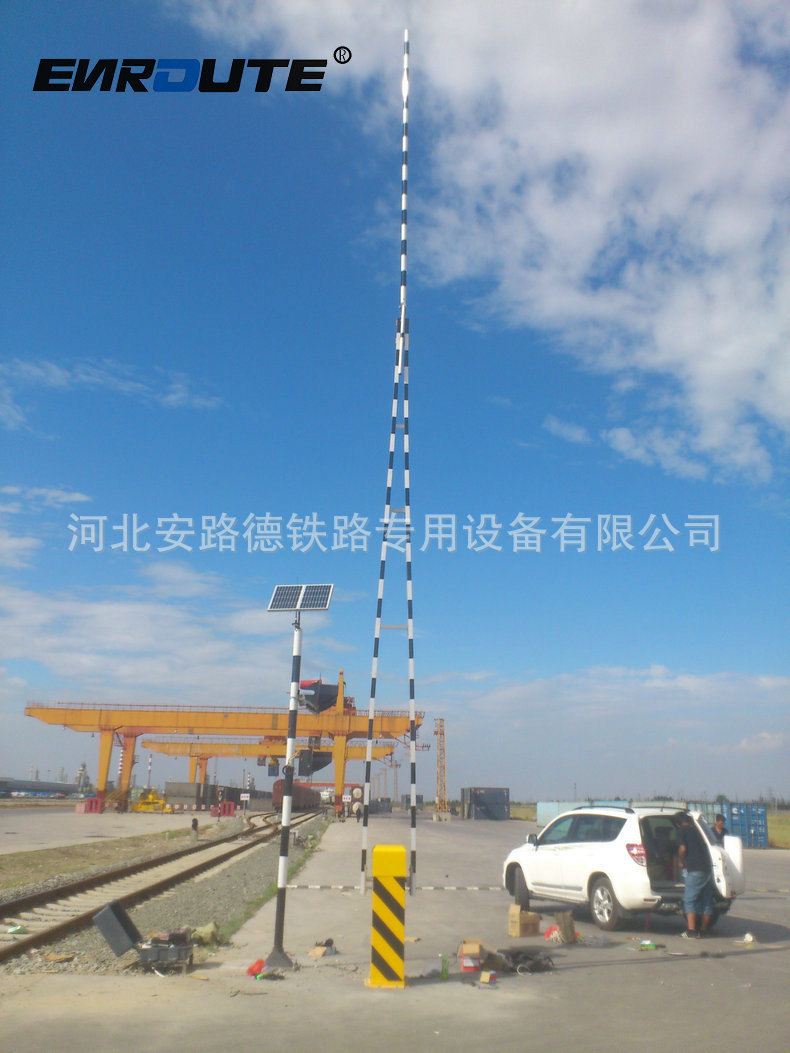 展示铁路道口优良栏杆 铁路道口平移式栏杆 铁路道口栏杆价格