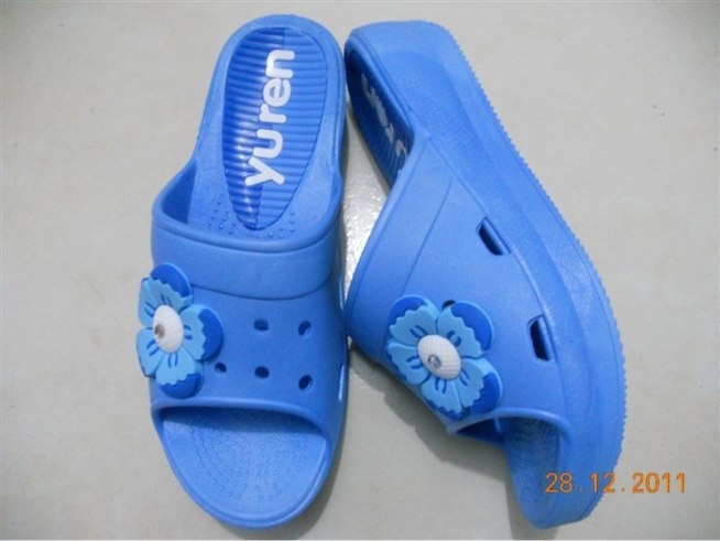 橡胶商标订制滴塑商标制作PVC软胶标牌商品塑胶标签厂家订做