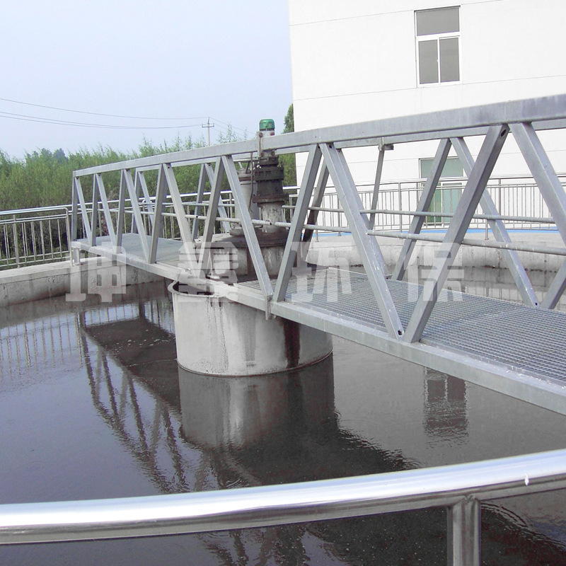 山东天立坤鑫源头厂家造周边刮泥机  纯净水周边传动刮泥机