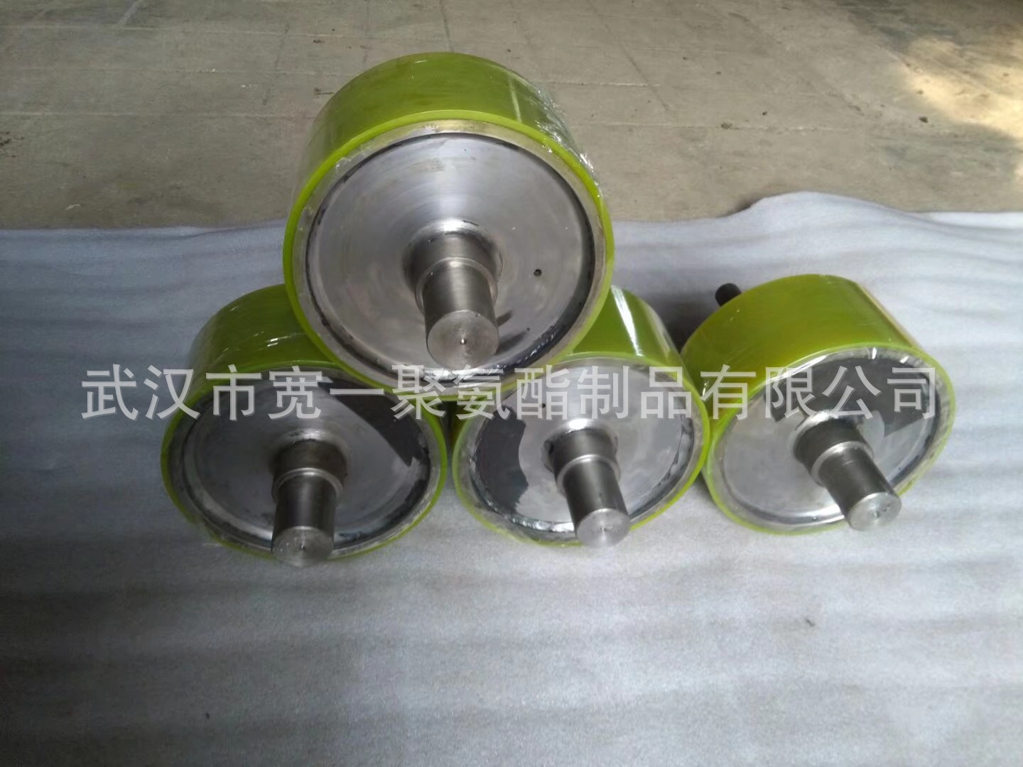 供应陕西输送滚筒聚氨酯包胶加工