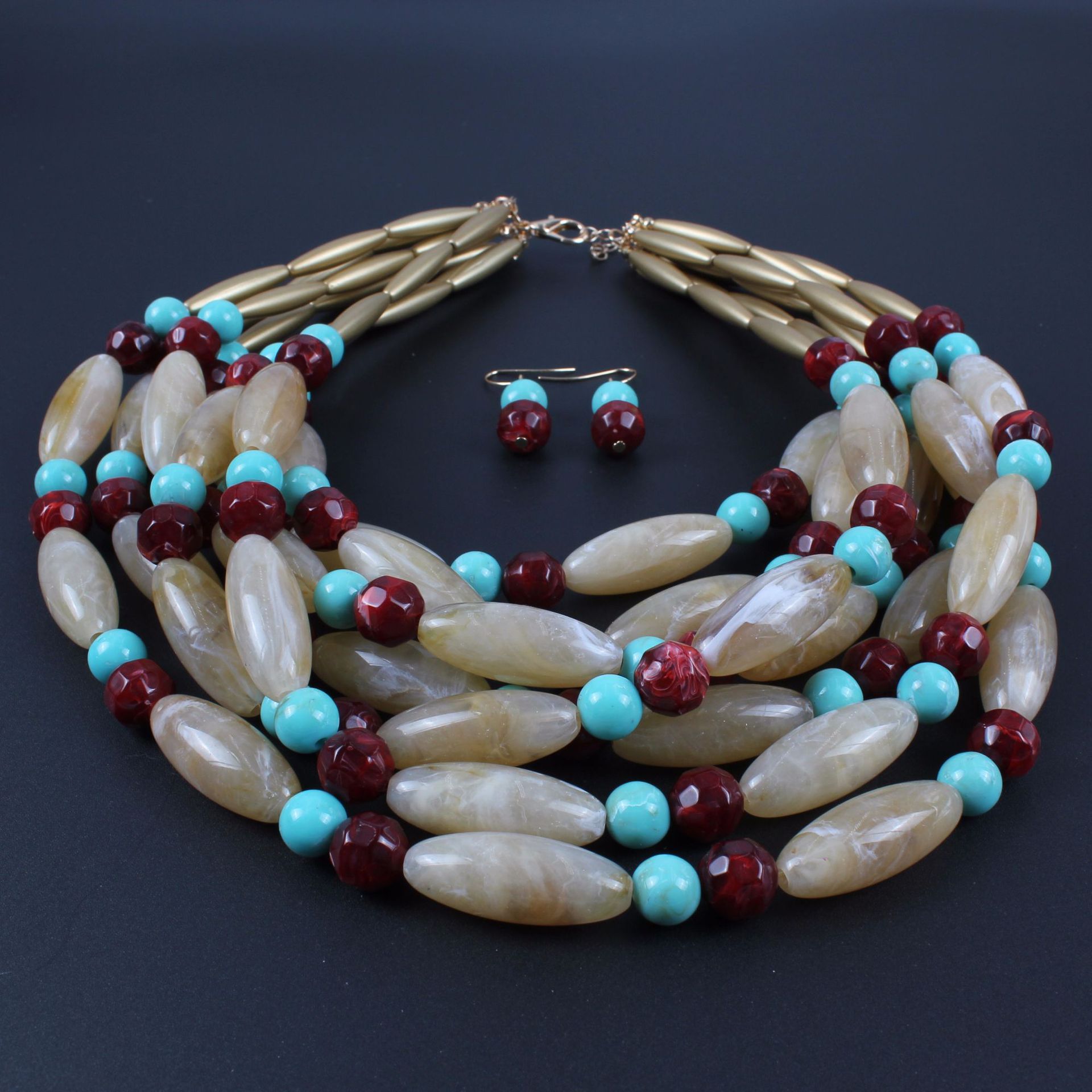 New Fashion Resin Two-tone Necklace Jewelry Wholesale display picture 9