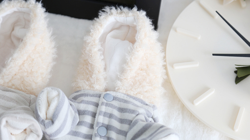 全条纹印花带帽四脚衣