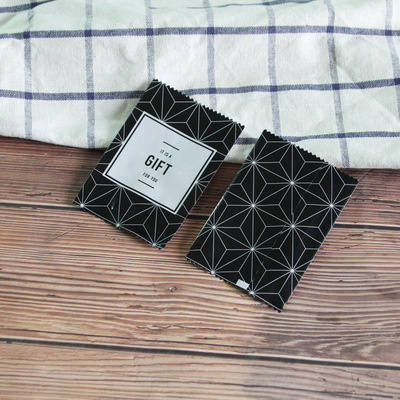 Negro geométrico 5,5*8,5