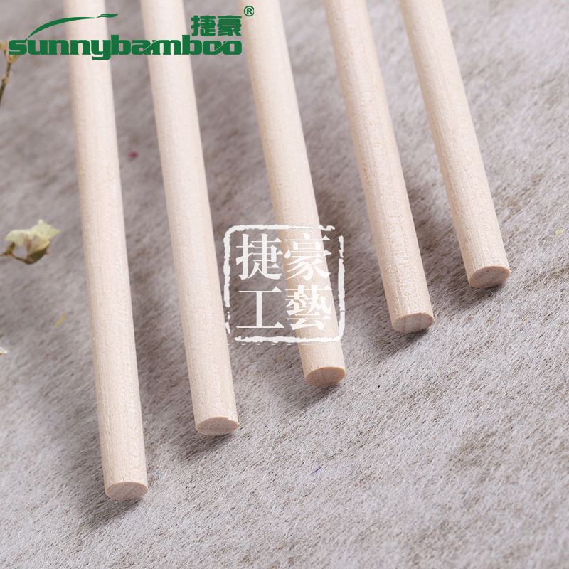 Wooden Craft 60300 round wood beauty sticks, wooden manicure cleaning sticks, stickers, flattening sticks, orange wood sticks wholesale Application Scenario