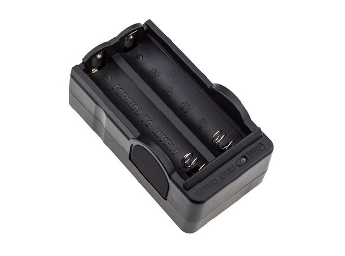 ROHS认证18650电池4.2V旅行双槽充电器锂电池充电器（美规/欧规）