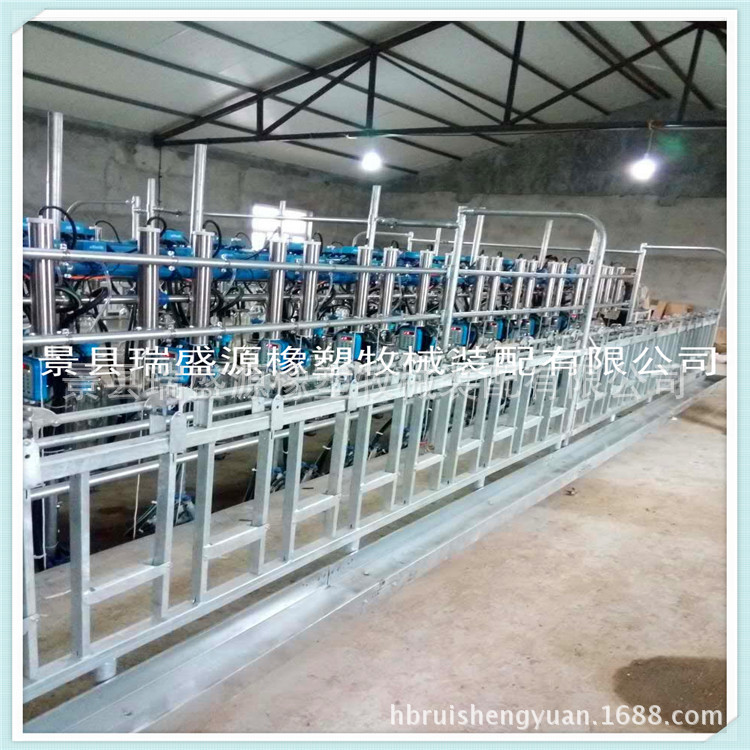 厂家供应并安装挤奶设备 奶厅挤奶机 牛奶挤奶机配件吸奶器