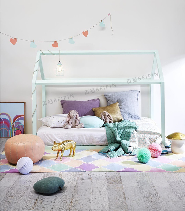Bed 15.jpg