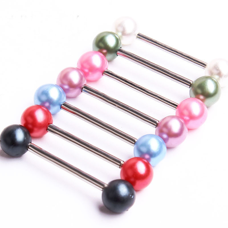 16G labret stud size and finish detail