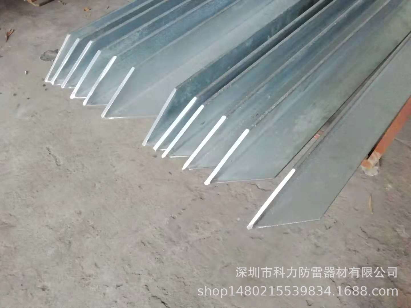 镀锌角钢接地极 热镀锌接地棒 国标50x5 60x6角铁接地体装置