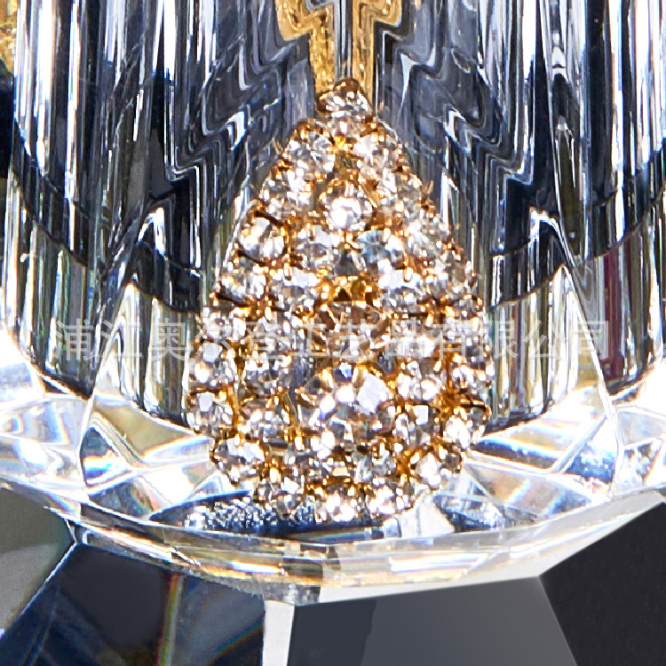Donghai Crystal Middle East Perfume Bottle, 30ml Essential Oil bottle, Heart-shaped essence bottle, Aromatherapy bottle, Air outlet Perfume bottle detail image 4