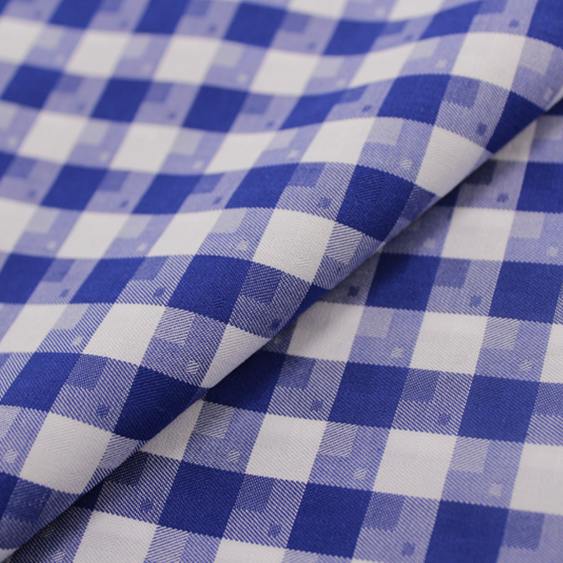 现货供应男式短裤衬衫面料色织格子布 竹绸纺服装布料