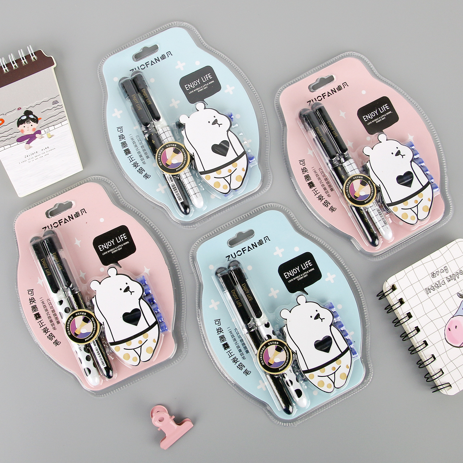 Korean Edition Cartoon lovely Pen Plastic student Calligraphy practise calligraphy Office pen Signature pen