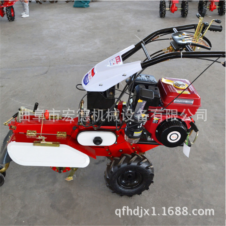 多功能田园管理机图片 柴油手扶式大葱开沟培土机 家用小型封葱机