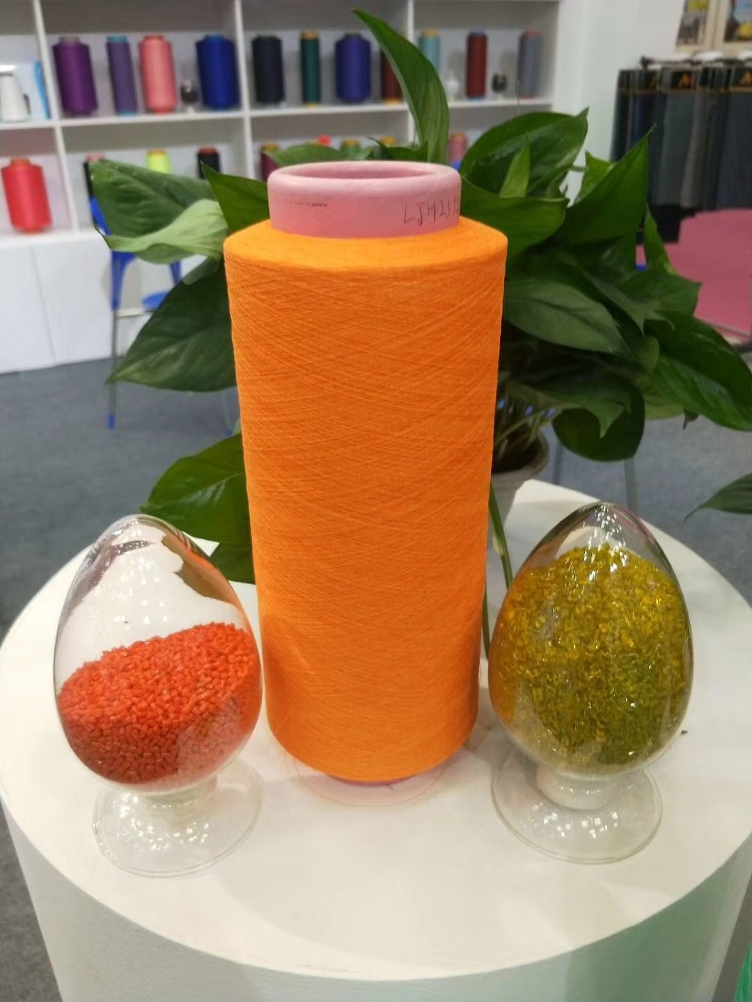 多色系切片纺黑色重网DTY   规格75D/144F   等级  优等