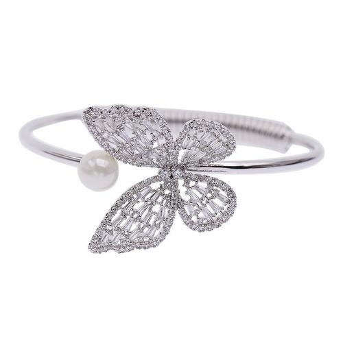 New Japanese and Korean Fashion Open-Adjustment Bracelet with Pink Zirconia and Hollow Pearl Butterfly Bracelet