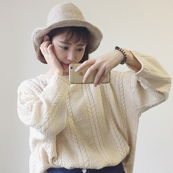 Korean Edition Lazy Loose sweater Female winter new pattern thickening Long sleeve T-shirts Socket Sleeve of bat Bottoming sweaters