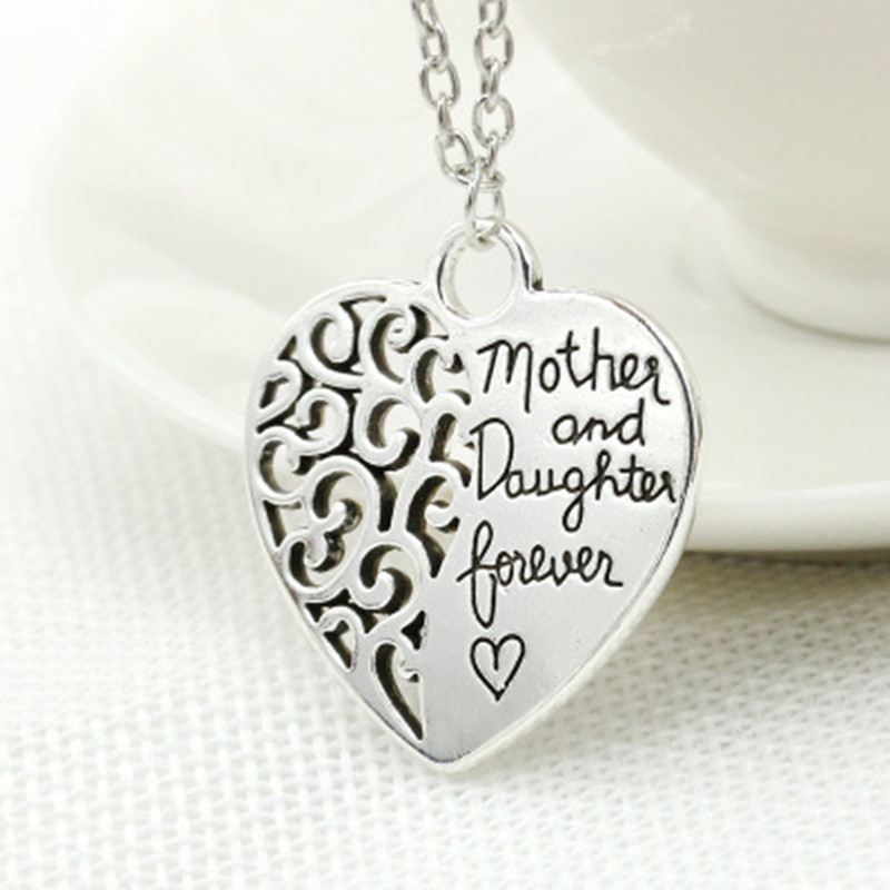 Mother And Daughter Eternal Love Necklace Female Peach Heart Necklace display picture 17