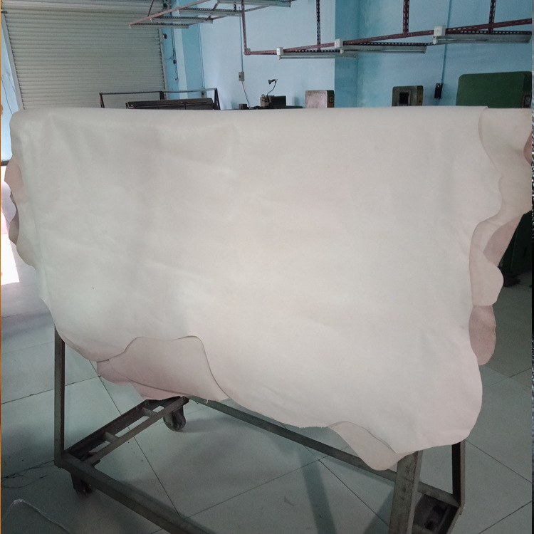 Manufactor Direct selling cowhide Multicolor make diy Belt Handbags Tool bag The first layer Dough