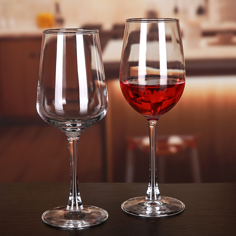 glass wineglass