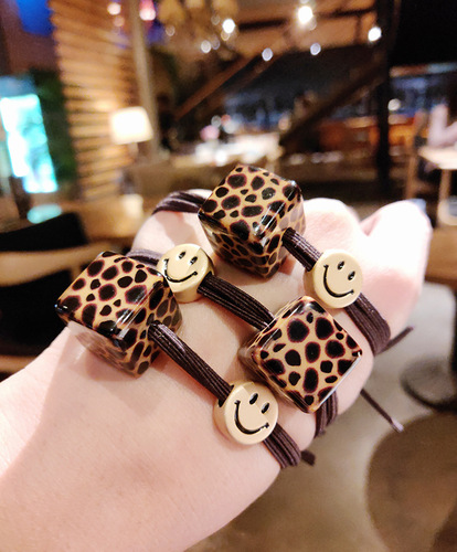 Factory Direct Sale, Same as Dongmen Gate in Korea, Leopard Print Acrylic Block Smile Hair Tie, Hair Ring, Hairband