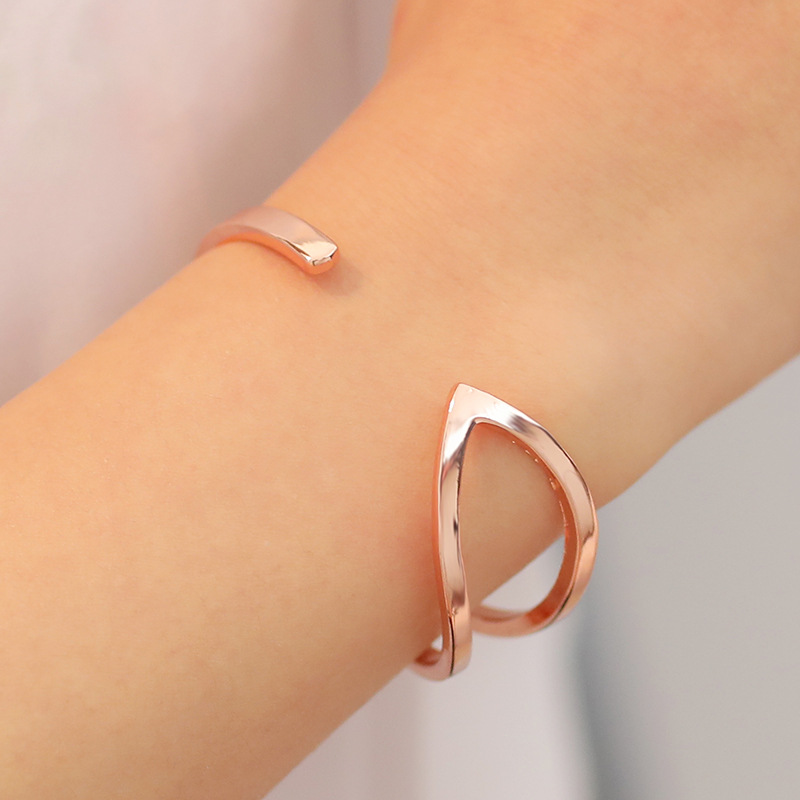 Explosion Style Bracelet C-shaped Opening Bracelet Hollow Drop-shaped Bracelet display picture 6