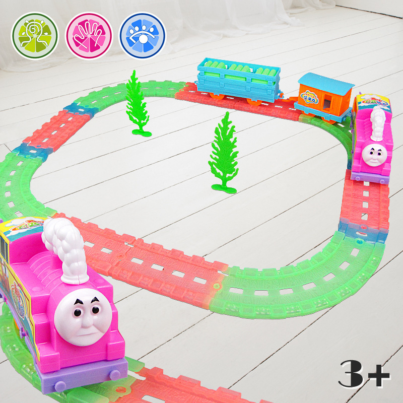 Los niños DIY montado velocidad eléctrica pista tren juguetes educativos juguetes de los niños al por mayor