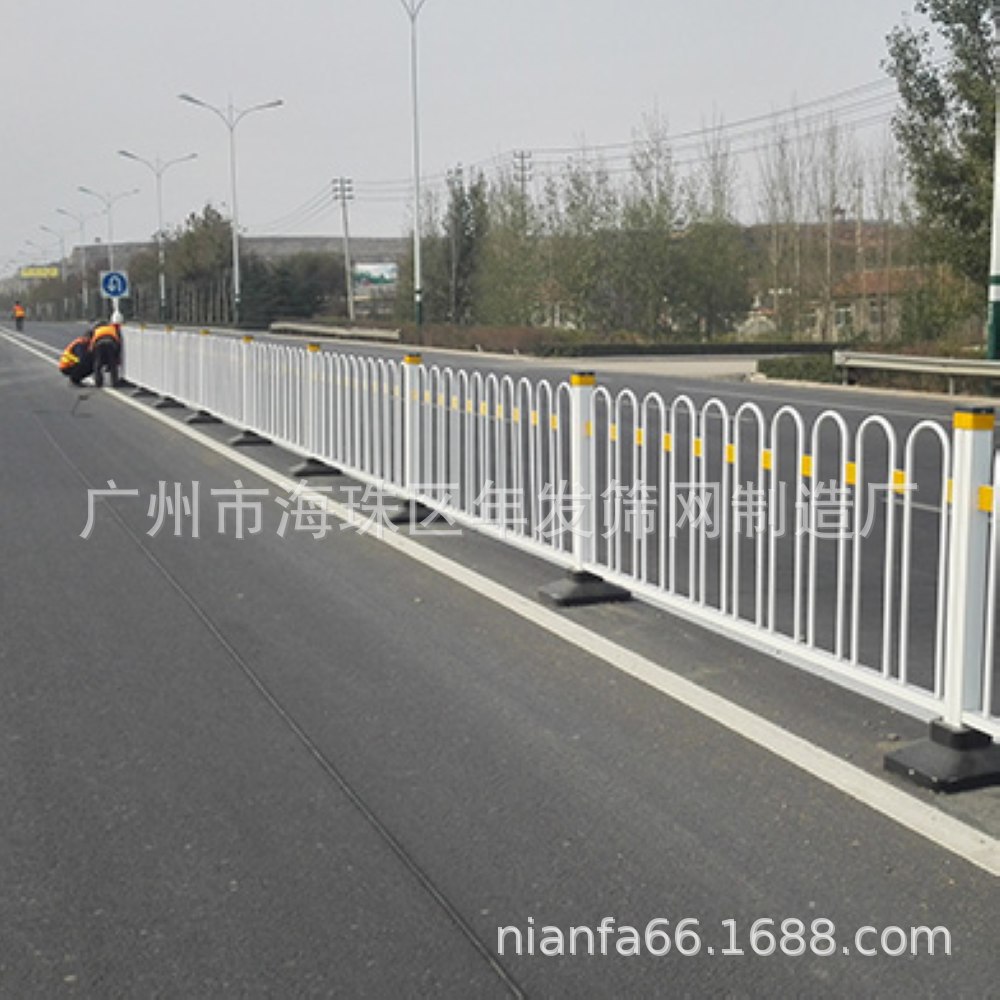 广佛市政道路护栏 人行道马路道路市政护栏 京式护栏 PVC塑钢围栏