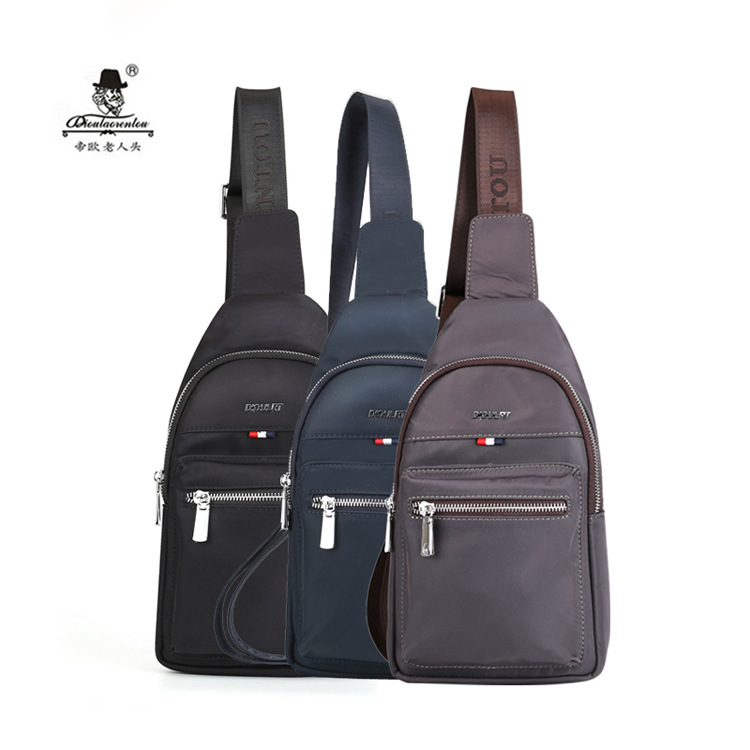 男士单肩包韩版斜跨包胸包情侣款户外运动骑行休闲男包