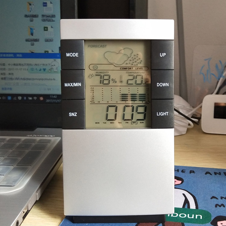 跨境亚马逊创意电子闹钟 家用万年历夜光钟室内温湿度计天气时钟