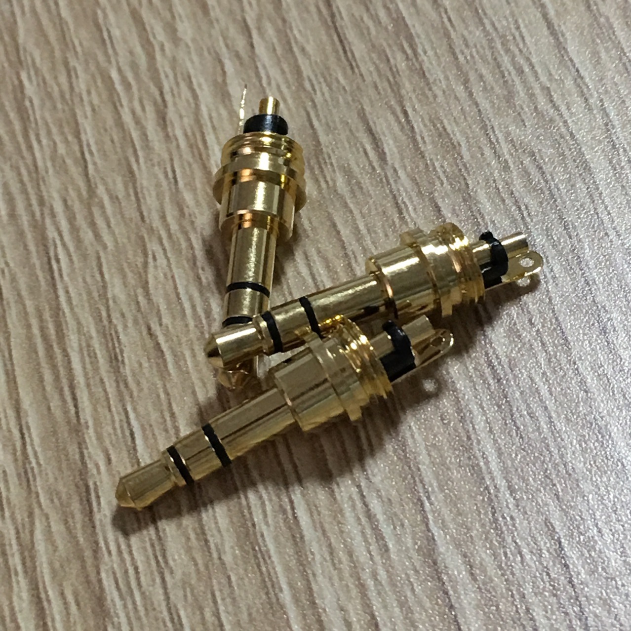 3.5立体镀金插头 后螺牙带焊片 延长线AUX音频线插头音响耳机线