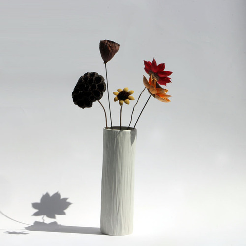 Wholesale white simple European-style ceramic vases, plain dried flowers, flower arrangements, creative handicrafts desktop decorations