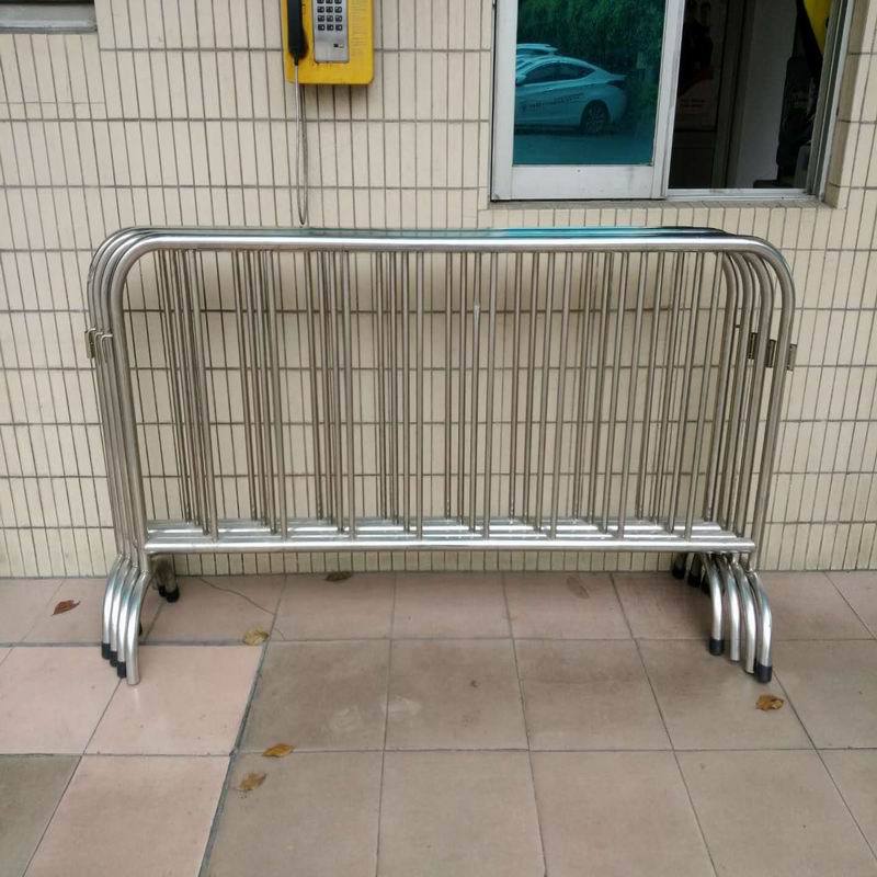 地铁广场铁马围栏 道路施工铁马护栏 移动不锈钢临时铁马栅栏