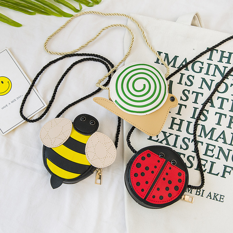 超可愛蜜蜂蝸牛兒童斜挎包迷妳寶寶單肩包夏季新款時尚卡通零錢包