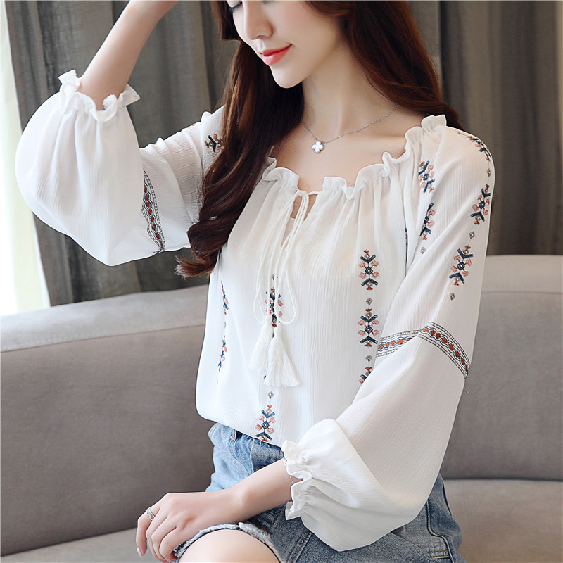 2018秋装上衣刺绣名族风小衫小心机雪纺衫系带小清新女装一件代发