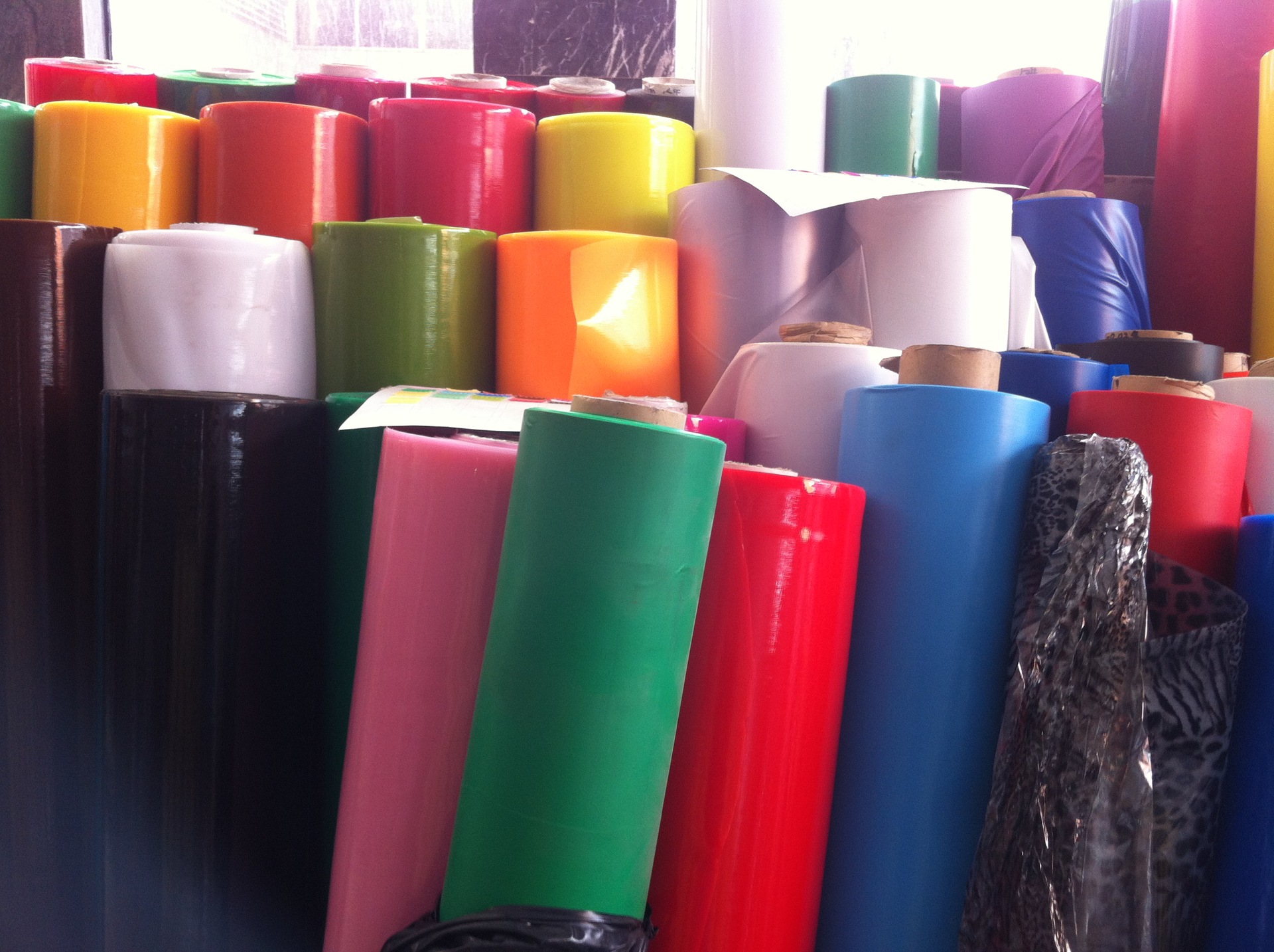 塑料包装膜，彩色PVC礼品膜,pvc有色透明薄膜，礼品工艺品