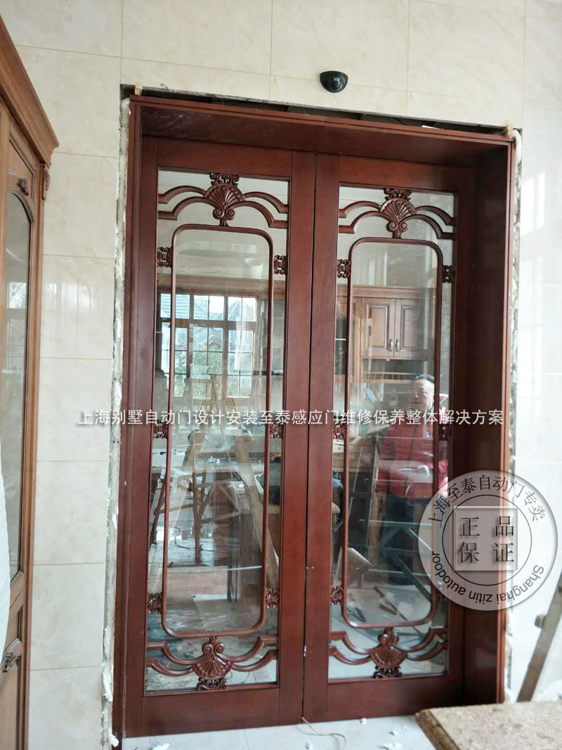 Villa-Sensor-Door3.jpg