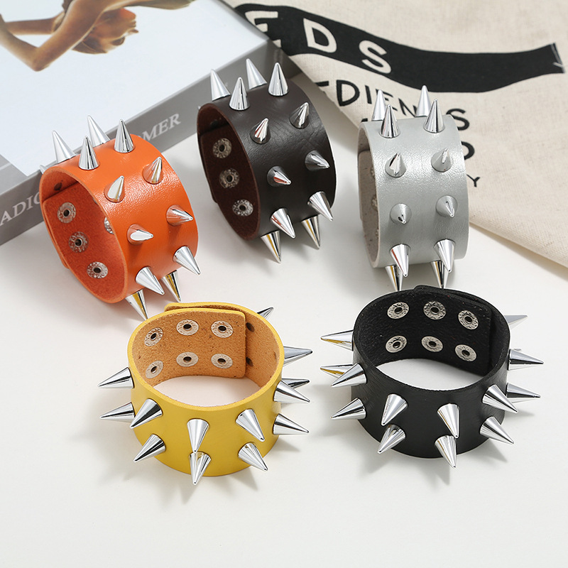 Fashion Geometric Pu Leather No Inlaid Unisex Bracelets display picture 1