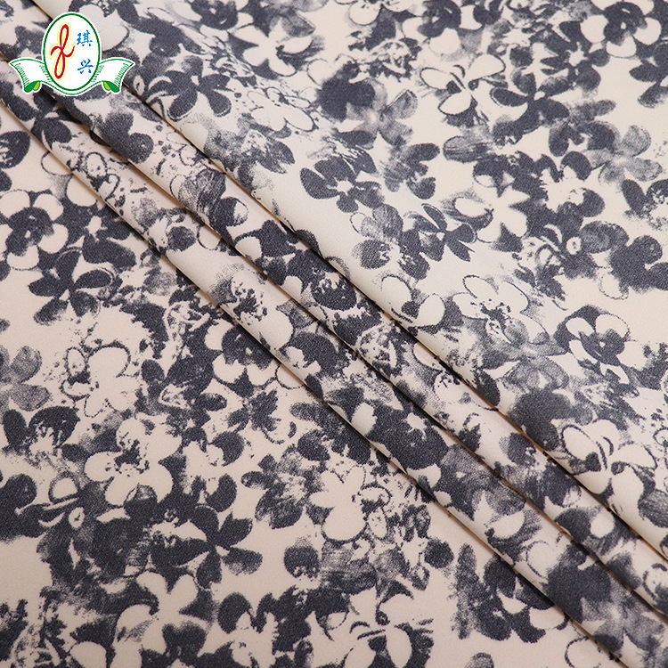 ����82%����18%����ֲ�ﻨ������ӡ����֯���ϵ���Ӿ������