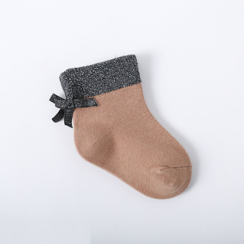 19 nuevos calcetines de los niños de las mujeres de la mitad de la pantorrilla de moda de las niñas calcetines de pelo de las niñas calcetines primavera y otoño algodón peinado princesa
