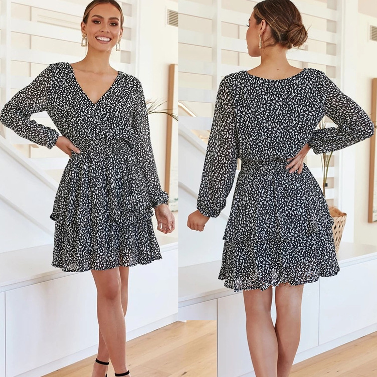 V-neck long-sleeved ruffled printed dress NSYD35362