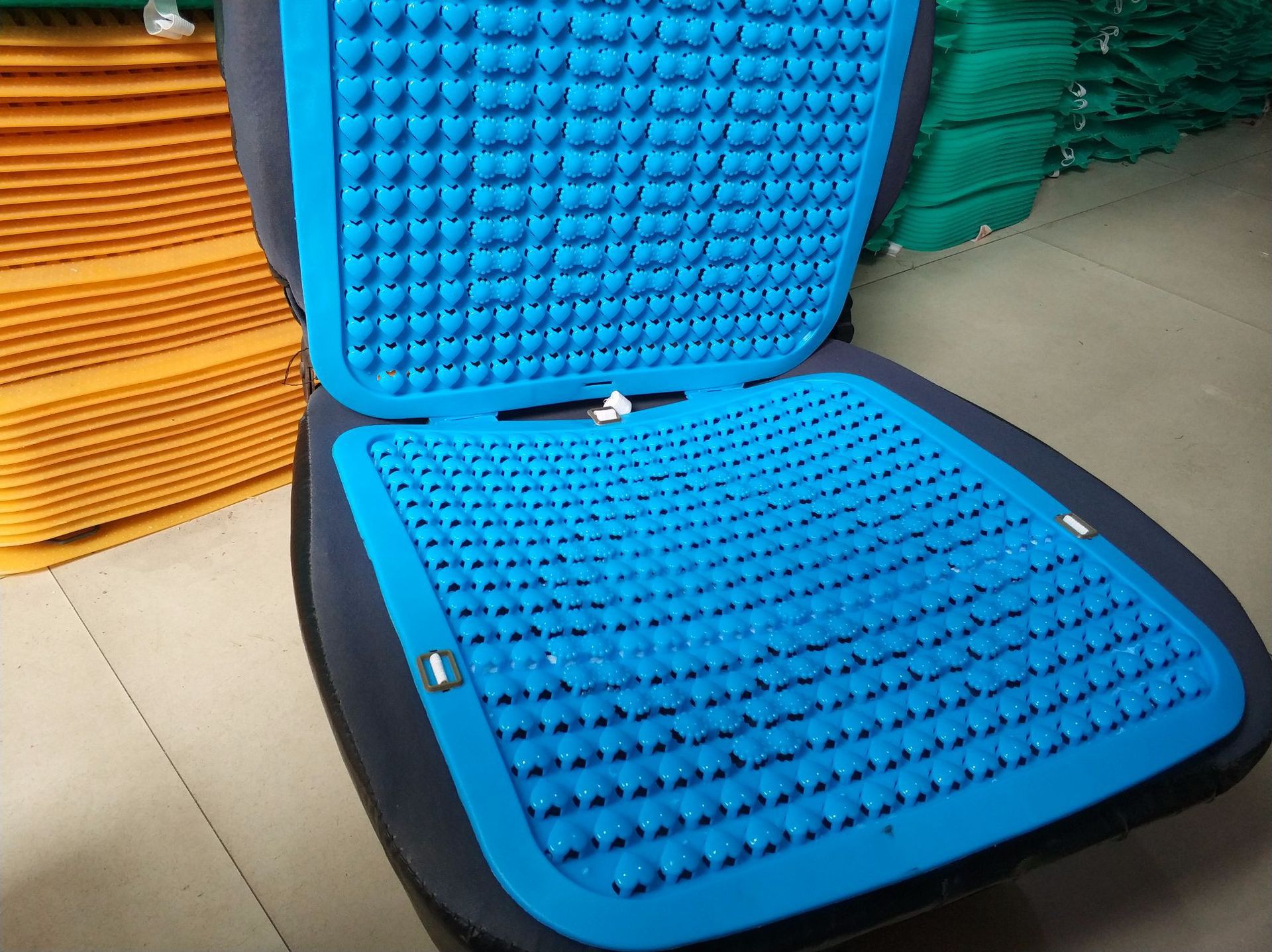 Customized Processing of Car Summer Cool Seat Cushions, Plastic Seat Cushions, Vans, Large Trucks, Car Seat Cushions, Flat Fu Characters