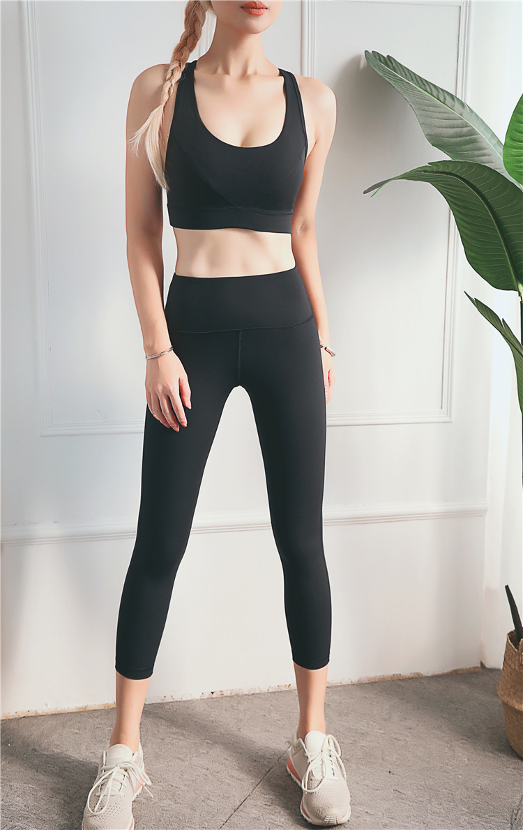 Sports Bra Image 5