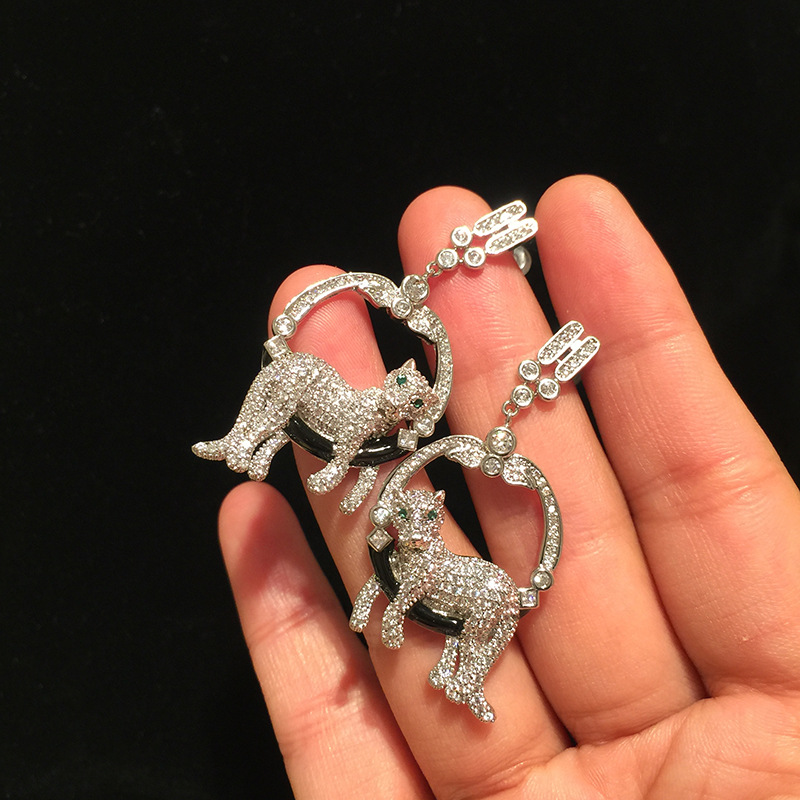 S925 Silver Needle Cute Creative Cartoon Cat Circle Ring Earrings Luxury Micro-inlaid Zircon Super Flash Atmosphere Elegant Earrings display picture 6