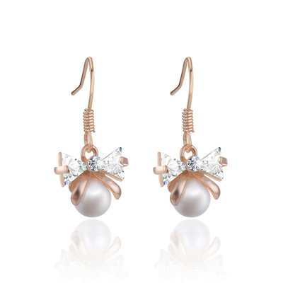 2019 the republic of korea new pattern have cash less than that is registered in the accounts Pearl Earrings fashion Ear jewelry wholesale Diamond bow zircon Earrings